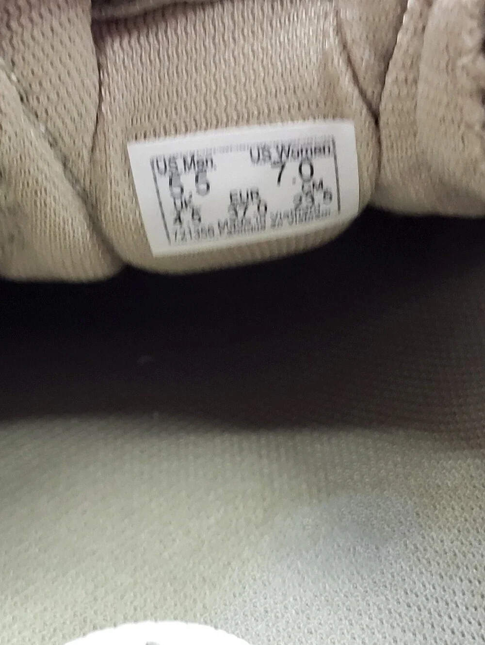 VANS UltraRange NEO VR3 Wave Olive Womens Size 7 Gym Shoes New